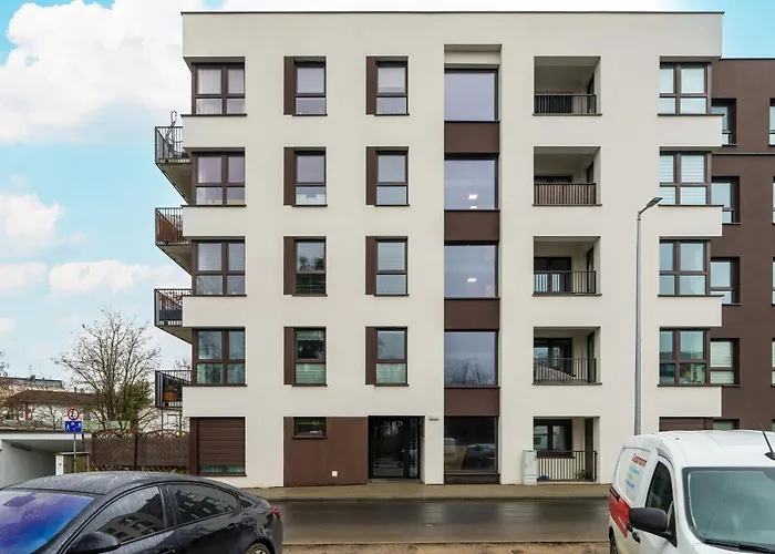 Apartman Beautiful With Balcony & Free Garage By Renters