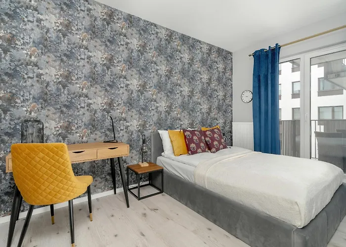 Apartman Beautiful With Balcony & Free Garage By Renters *